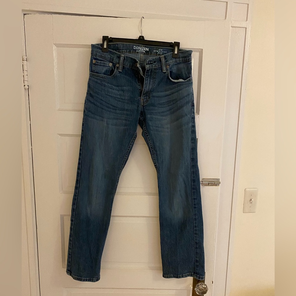 Young Men — Denizen Levi’s Jeans — W30/L30